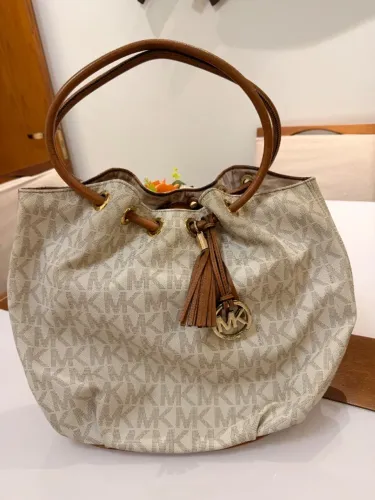 Bolsa Michael Kors Jet Set Gathered Vanilla