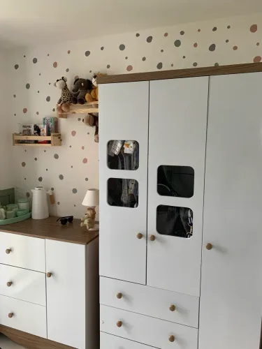 Cômoda e guarda roupa bebê