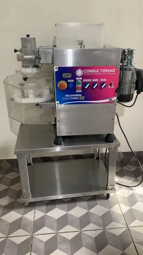 Modeladora de salgados Consultomaq 