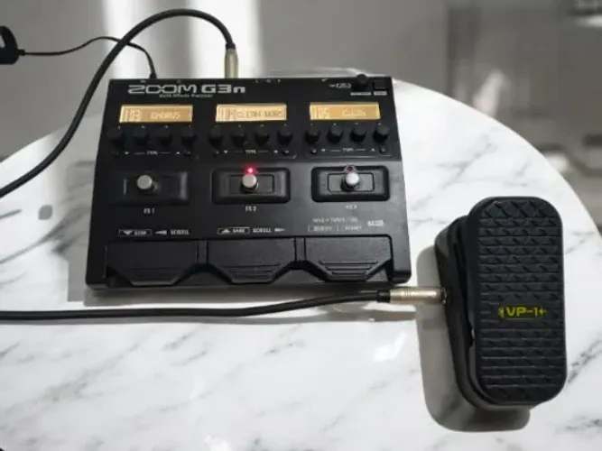 Kit Zoom G3n + Pedal Expressão VP-1 + Cabo TRS Santo Ângelo