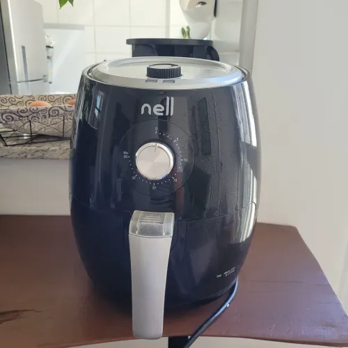 Fritadeira air fryer Nell 2.4 litros