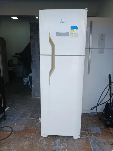 Geladeira Fross Free Electrolux