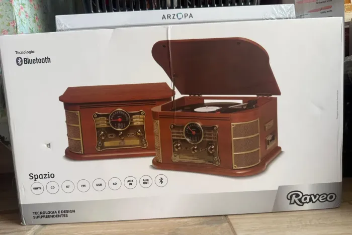 Vitrola Raveo Spazio 25w