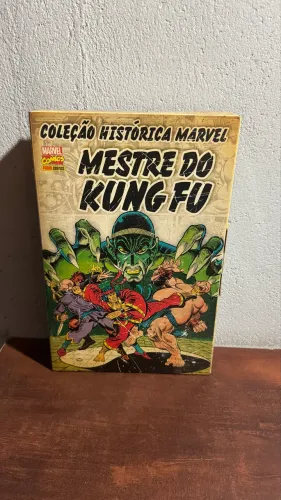 Coleção Histórica Marvel Mestre do Kung Fu com 10 volumes (1 a 5, 7, 9 a 12) + 3 Box