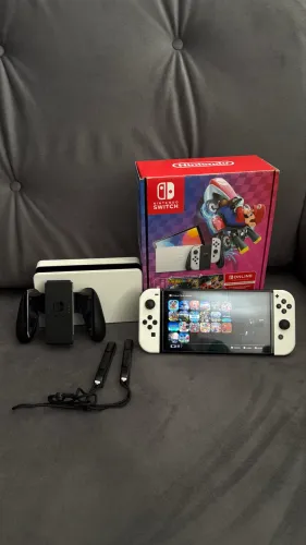 Nintendo switch oled Desbloqueado com sd de 264Gb