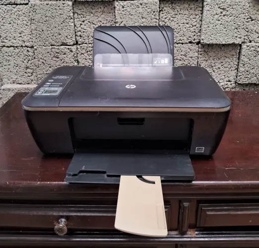 Impressora HP . Parou de funcionar, sem cabos