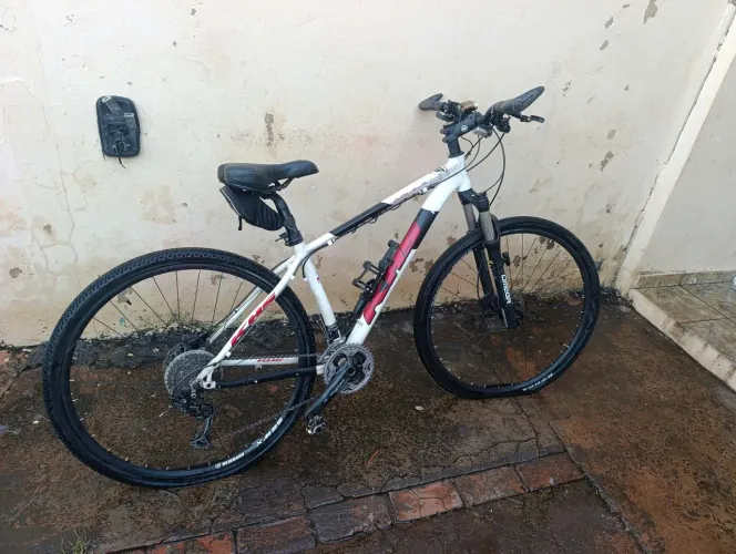 Bicicleta KHS águila aro 29