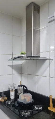 Coifa de Parede 80cm Vidro Curvo Duto Slim Fogatti Inox