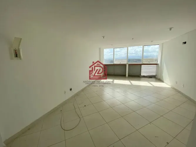 Sala Comercial para Alugar em Imbetiba, Macaé, 29m², 1 Banheiro