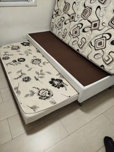 Cama solteiro+ cama auxiliar