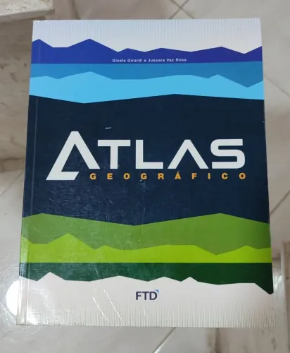 Vendo Atlas Geográfico: Livro do Aluno (Gisele Girardi e Jussara Vaz Rosa).
