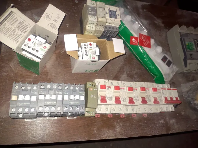 Lote Componentes Elétricos 