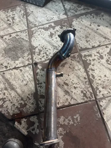 downpipe de Mercedes c180 2011/12 