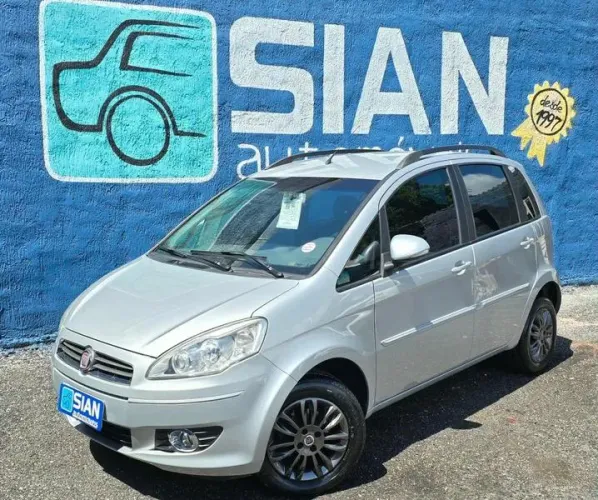 Fiat Idea Attractive 1.4 Fire Flex 8V 5P 2012