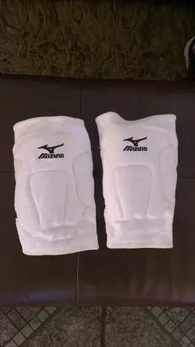Joelheira Voleibol- Mizuno