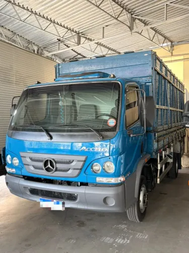 Accelo 815 2013 gaiola