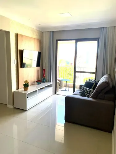 Apartamento 2 Quartos, Suíte, Armários, Água/Gás Individualizados, OPORTUNIDADE!
