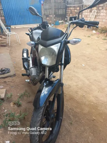 Moto titan 150