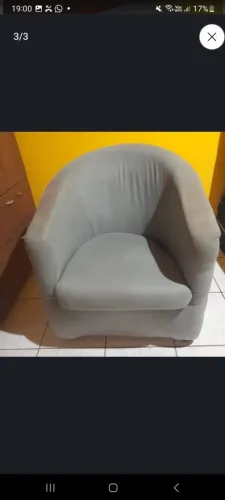 Poltrona seminova