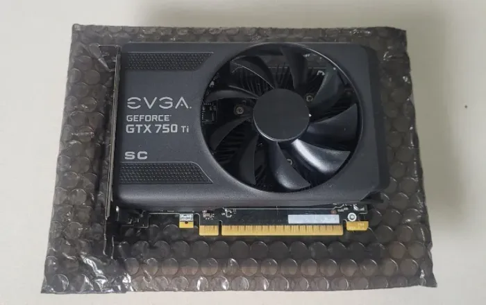 EVGA GeForce GTX 750 Ti SC com Defeito - Liga, mas Nem Sempre Dá Vídeo