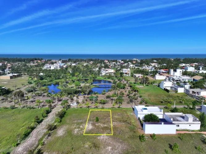 Terreno Frente Lago em loteamento Planejado, Balneário Gaivota
