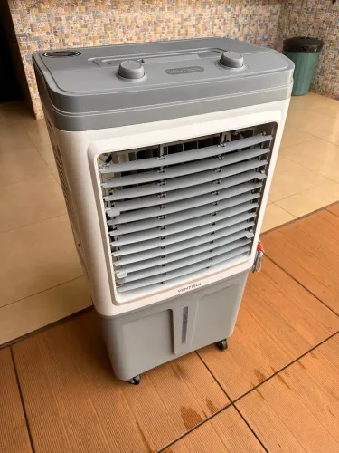 Climatizador Ventisol 60L pouco usado