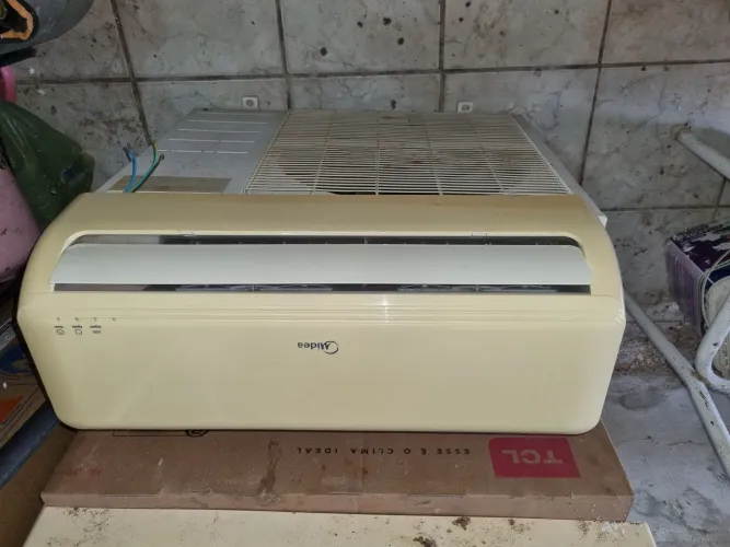 AR CONDICIONADO. 9.000 BTUS 