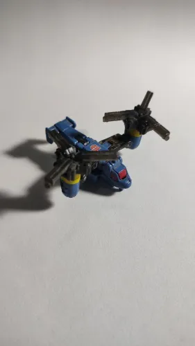 Transformer raro! Scythe da linha Cybertron 2005