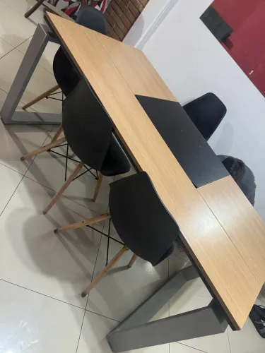 mesa de jantar com 6 cadeiras