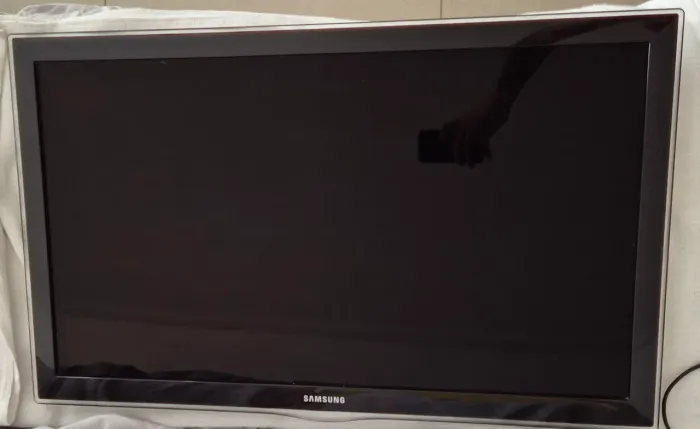 TV LED Samsung 32 (DEFEITO)