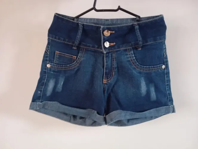 Short número 38