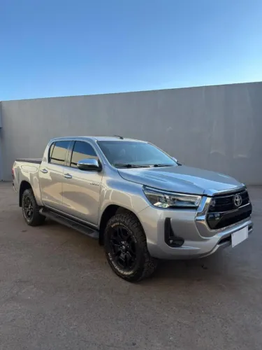 Toyota Hilux CD SR 4X4 2.8 TDI Diesel Aut. 2021