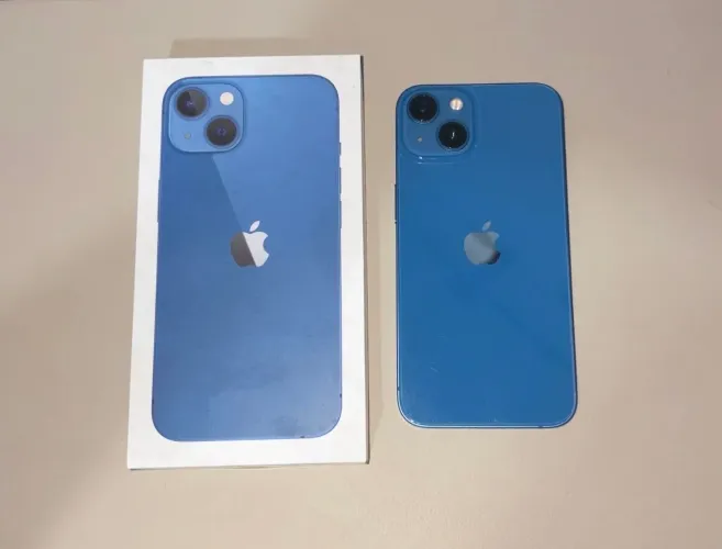 iPhone 13 Azul