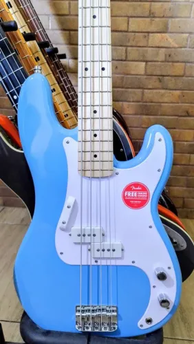 Baixo squier sonic precision