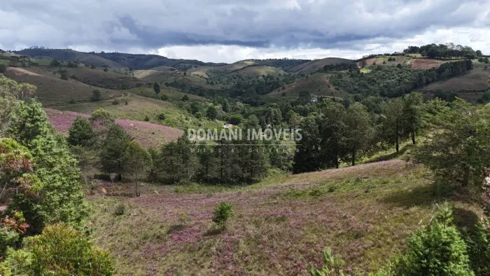 Ampla Área de Terreno na Região do Parque da Ferradura - Campos do Jordão/SP