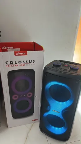 Caixa de som semi nova