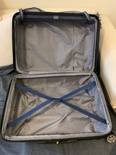 Mala de viagem importada Delsey Paris 23kg