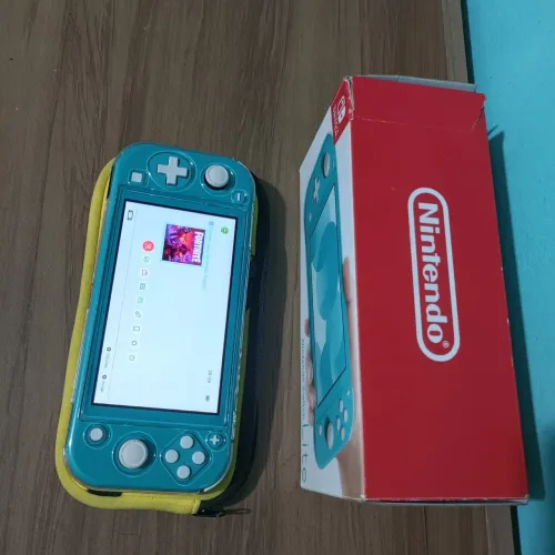 Nintendo switch lite 32GB(Bloqueado)