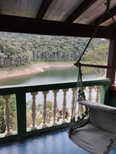 Imóvel para aluguel e venda possui 4300 metros quadrados com 4 quartos