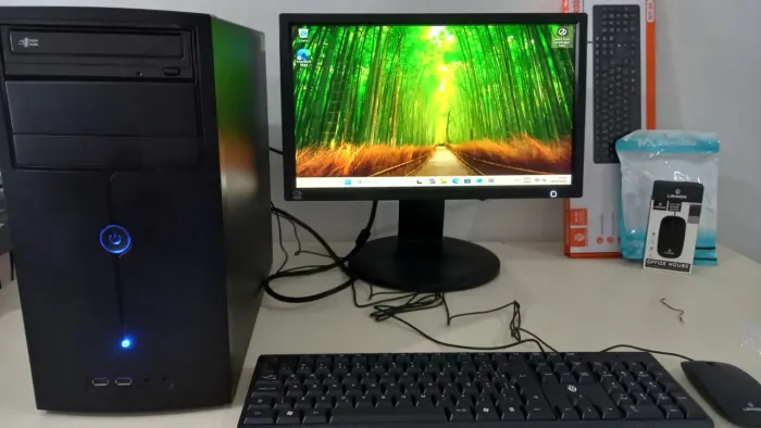 Computador i5 4440 3.40ghz completo Monitor 19pol 8gb hd 320gb teclado mouse Windows 10