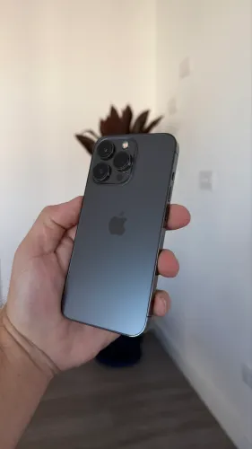 iPhone 13 Pro 256gb Grafite - sem detalhes