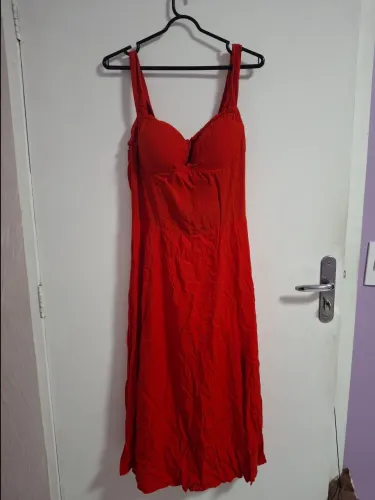 Vestido Vermelho com as costas semi abertas natal qualquer ocasião