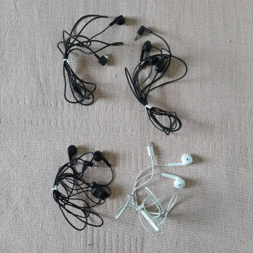 Lote 4 Fones para Celular Antigo (Leia a descrição)