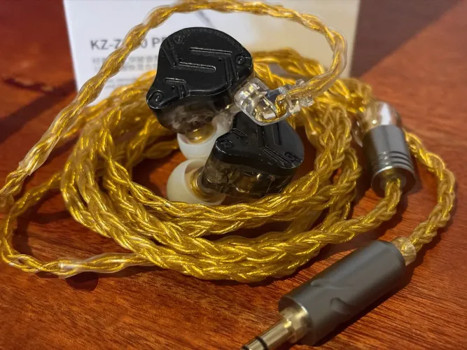 KZ ZS10 PRO X