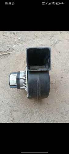 Motor Soprador para Tenda Inflável Pula - AJM 15P 243W 220V. Usado bom estado.