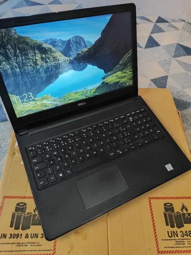 Notebook Dell i3/ 8G de ram/ SSD