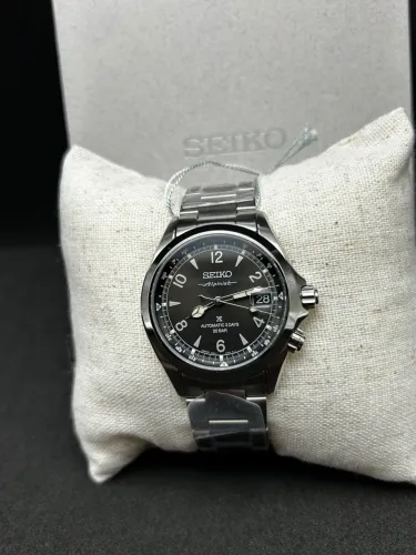 Seiko Prospex Alpinist Automático Preto SPB505