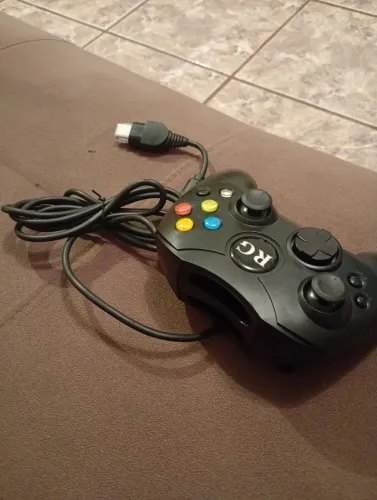 Vende-se controle de Xbox clássico nunca usado 