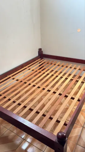Cama queen