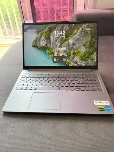 NOOTBOOK GAMER - LENOVO LOQ-E RTX 3050 144hz 16GB RAM
